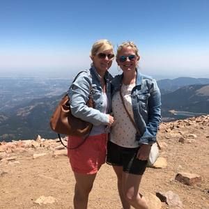 Meet your Posher, Carrie